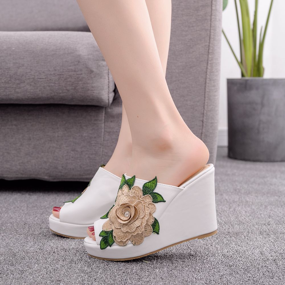 Sandal Wanita Model Bunga, Ope - Queen Street Fashion ulasan dan harga