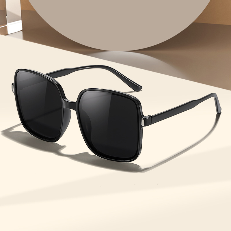 Kacamata hitam Fashion trendi  - Street Fashion Men 2025 ulasan dan harga